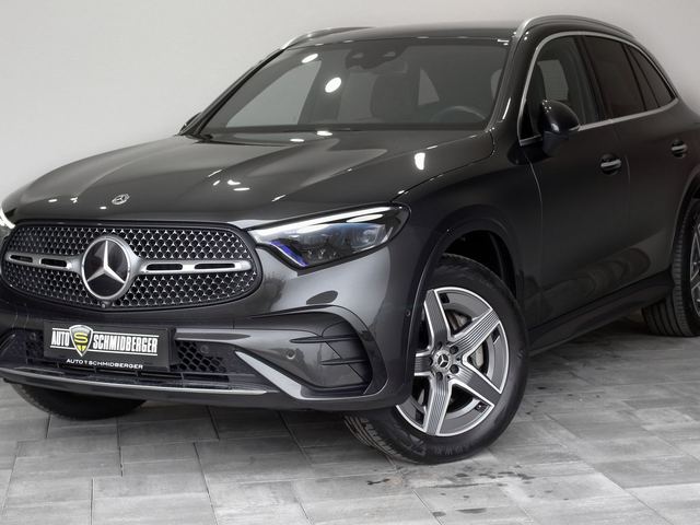 Mercedes-Benz GLC 300 e in Grau